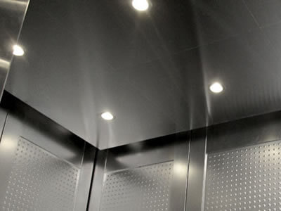 Luzes de um elevador